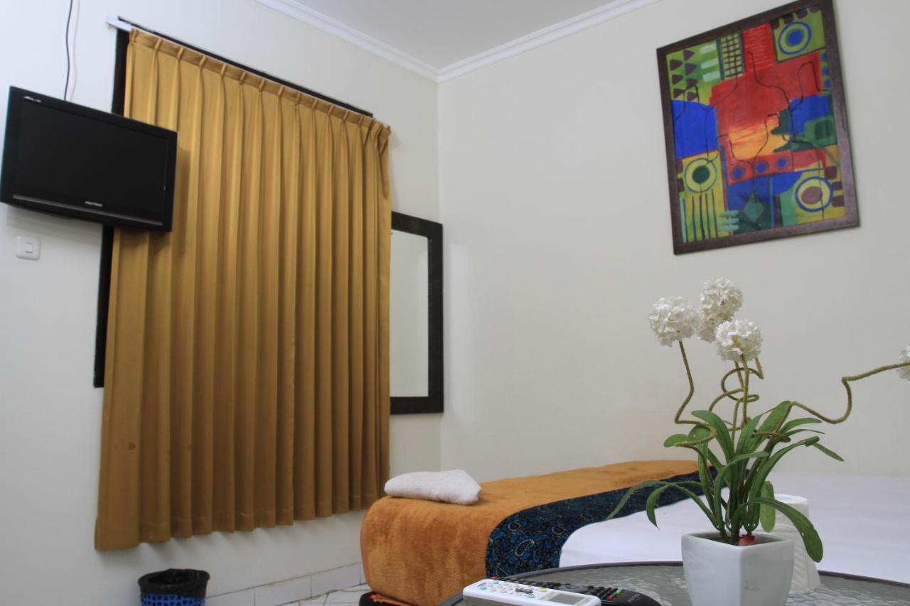 Bantal Guling Trans Hotel Bandung Exterior photo